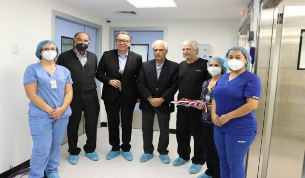 Pasteur inaugura pabellones